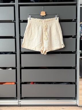 Roxy Women’s Cream High-Waist Tassel Shorts